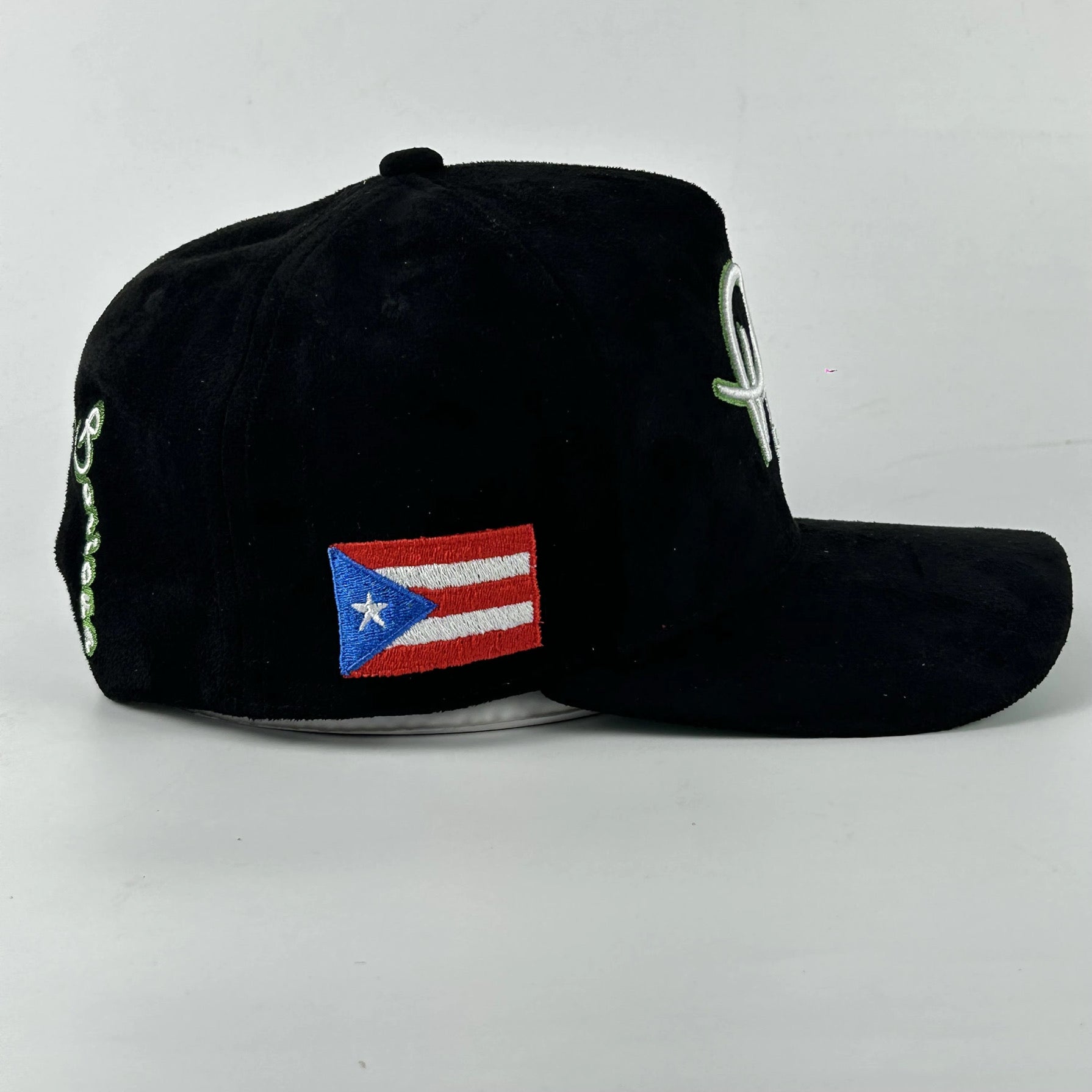 Dios me hizo Boricua ”Black”
