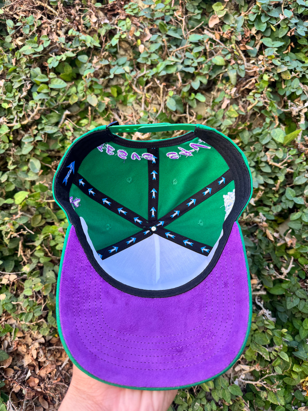 Gorra “Jesus Save”